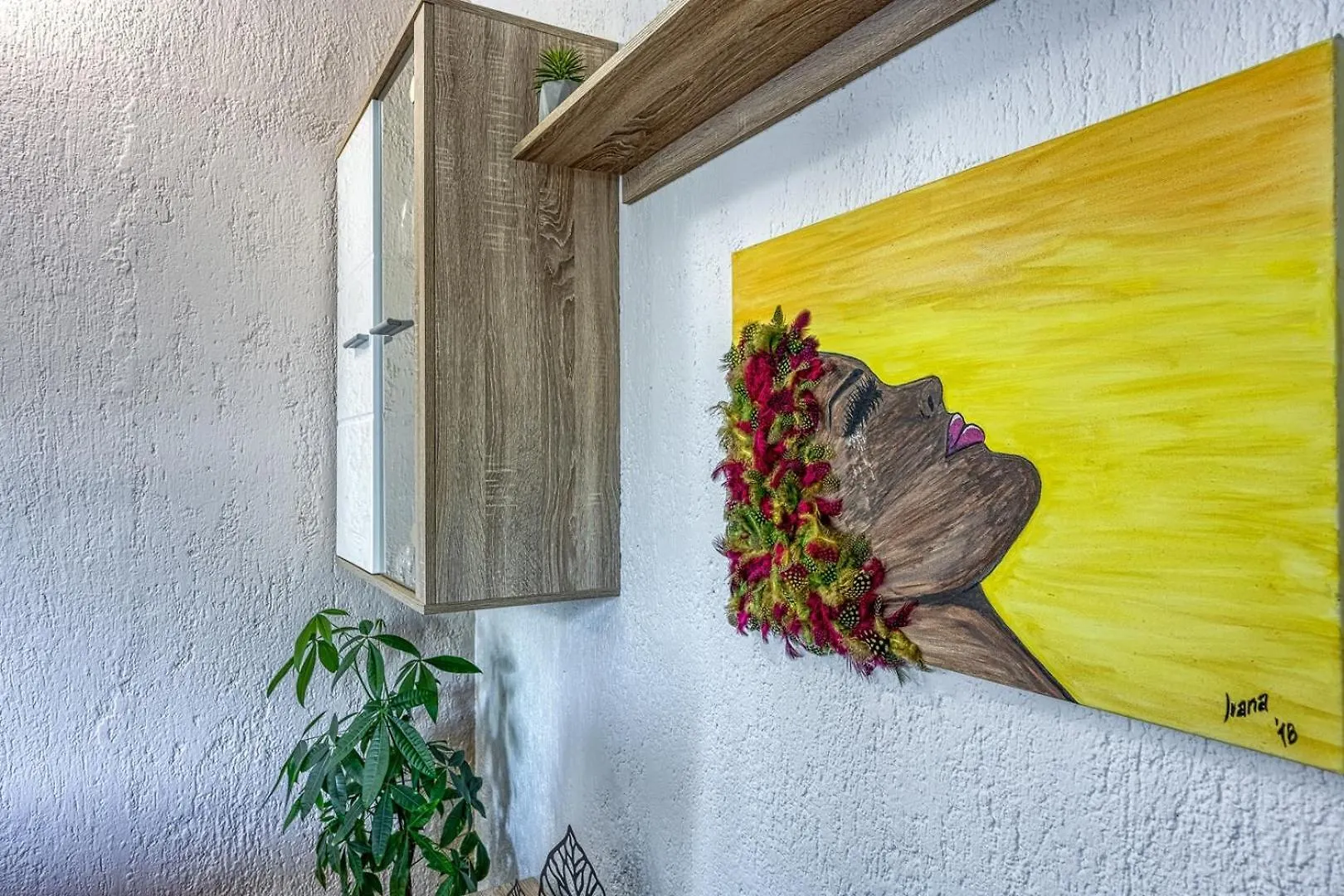 Four-Bedroom Apartment Magnolija ポレッチ